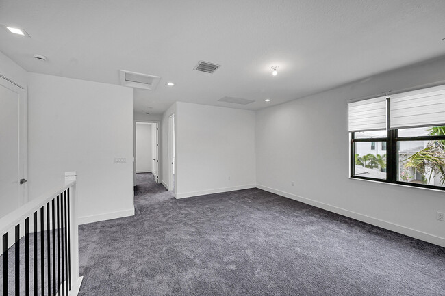 Building Photo - 13080 Feathering Wy