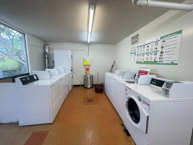 Building Photo - Salt Lake Condo with 2-Parking