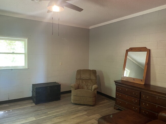 Building Photo - Lakefront Living! Furnished 3-Bed Home w/ ...
