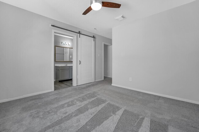 Building Photo - 6006 Barany Ct