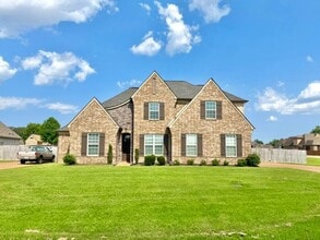 Building Photo - Now Leasing A 5 Bedroom 3 Bath Home In Olive Branch