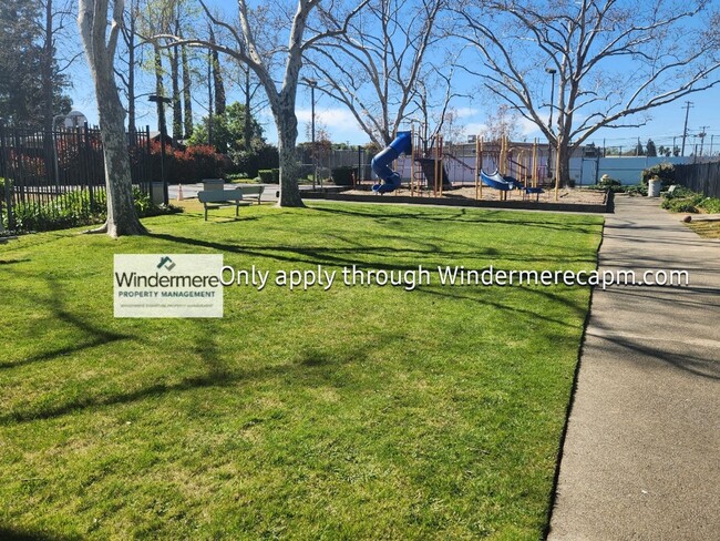 Building Photo - Halfplex Gem at River College Square- Available Now!