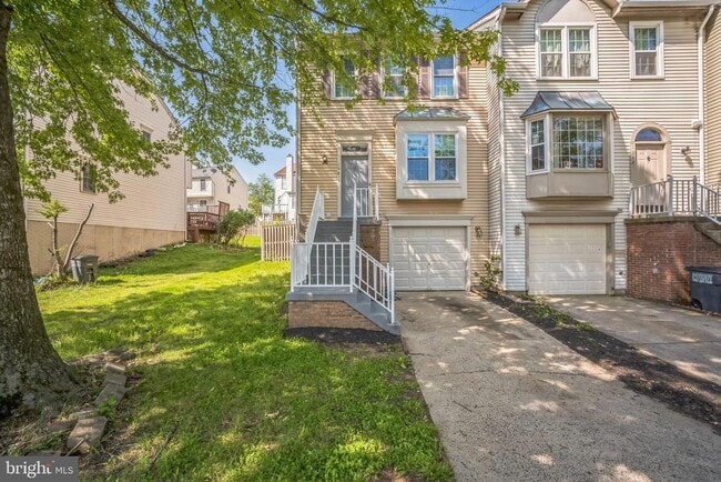 Building Photo - 10819 Campaign Ct
