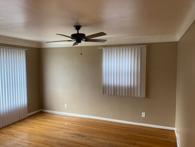 Building Photo - A Great 3 Bedroom Ranch with Nice Basement, Garage and Backyard Sec. 8 OK