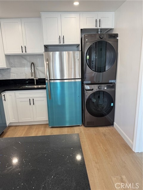 Building Photo - 6882 San Paco Cir