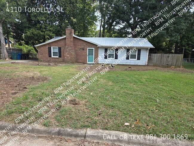 Building Photo - 4110 Toroella St