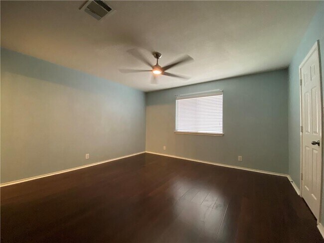 Building Photo - 600 Gabriel Mills Dr