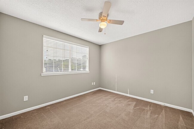 Building Photo - 5437 N Buffalo Cir