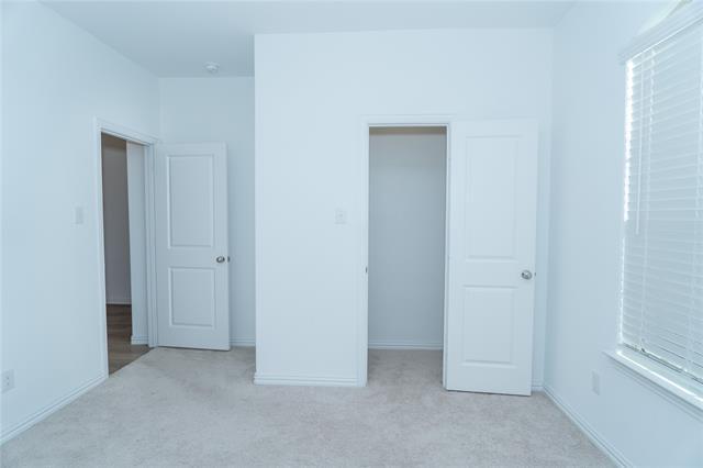 Building Photo - 520 Truman St