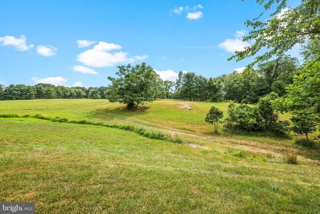 Building Photo - 18373 Lickey Mill Rd