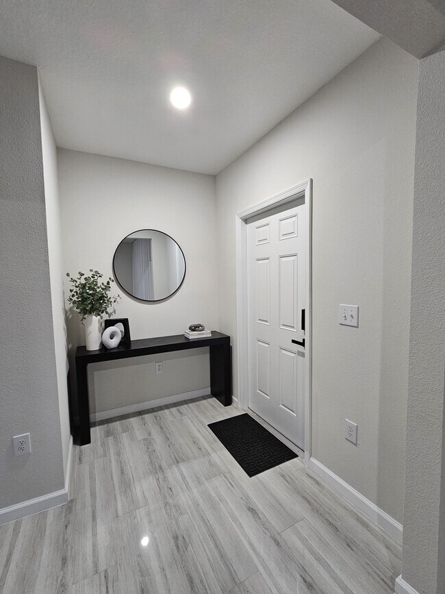 Building Photo - 137 Piave St