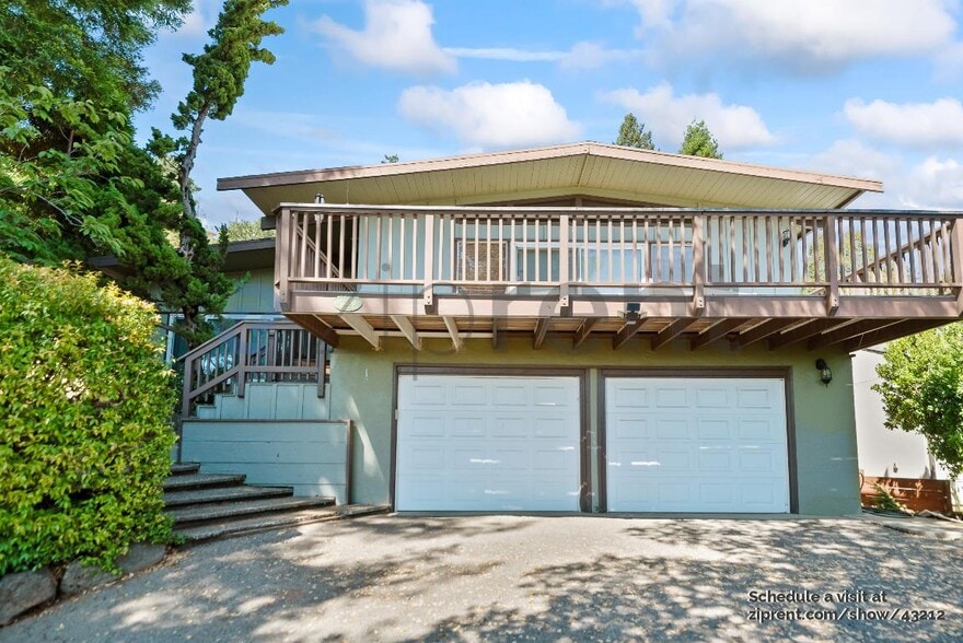 Building Photo - 3320 Noyo St