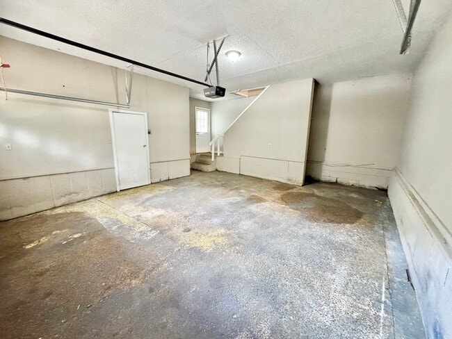 Building Photo - 4421 Hunt Cliff Trce