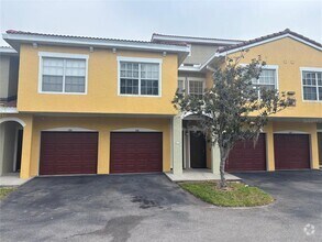Building Photo - 5600 Bentgrass Dr