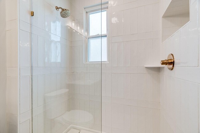 Building Photo - 222 Prospect St