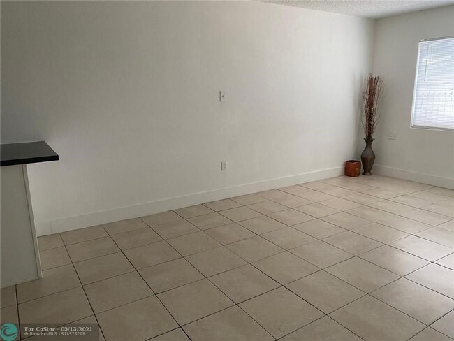Building Photo - 21478 NW 40th Cir Ct