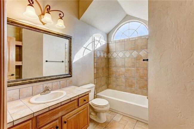 Building Photo - 16304 Vallejo Pl