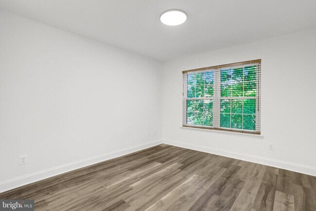 Building Photo - 3307 Wyndham Cir