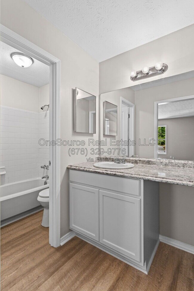 Building Photo - 606 Augusta Dr