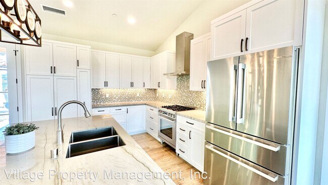 Building Photo - 1 br, 1 bath House - 1811 Vista Del Lago (...