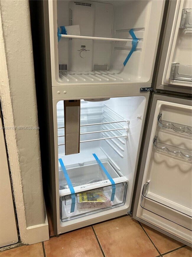 Building Photo - 1005 Pennsylvania Ave