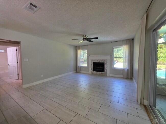 Building Photo - 3429 Jubilee Dr