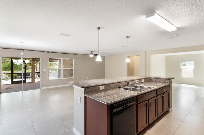 Building Photo - Turnkey 3-bed, 2-bath home with a 2-car garage Single Family Home