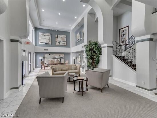 Building Photo - 202 E South St