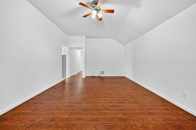 Building Photo - 19439 Hillside Springs Cir