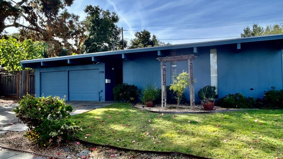 Building Photo - 1159 Pome Ave