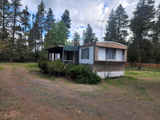 Primary Photo - 52920 Forest Rd