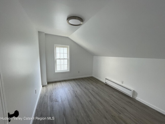 Building Photo - 19 Broadhead St