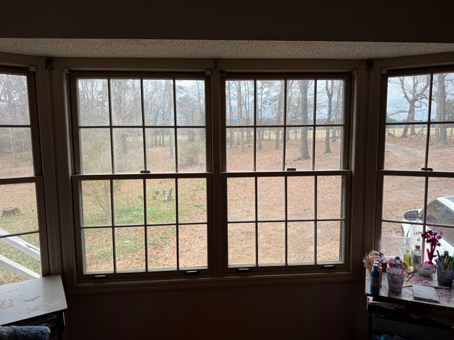 Building Photo - 945 Keys Ferry Rd