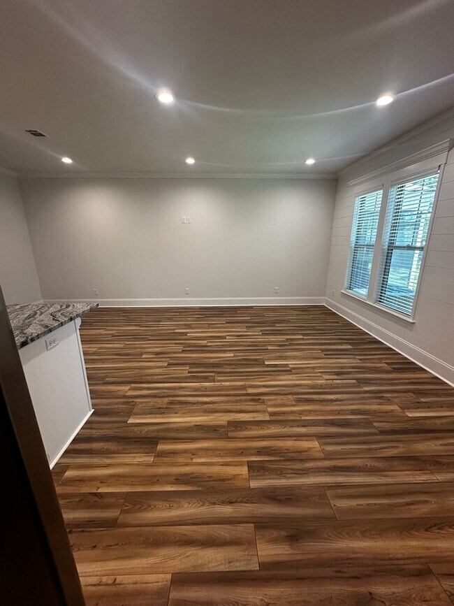 Building Photo - New Construction 4 Bedroom Townhome!