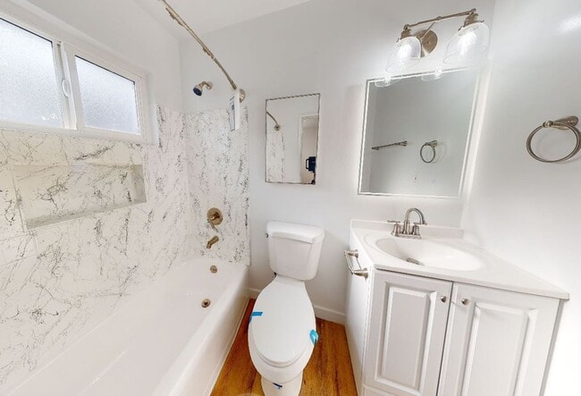 Interior Photo - 15114 Dickens St.