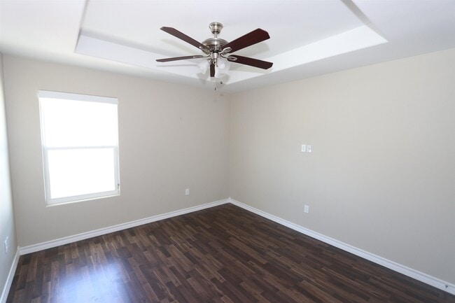 Building Photo - 7964 Elka Lp