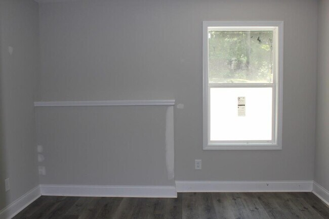 Building Photo - 183 Lakeview Terrace