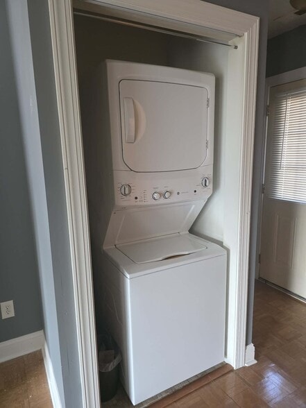 Building Photo - 107 Millhouse Rd