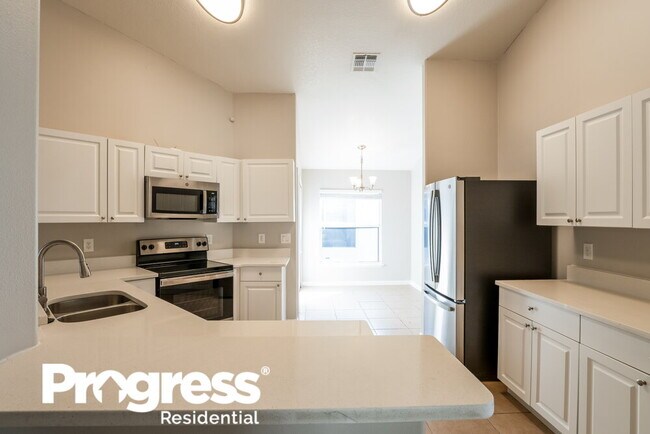 Building Photo - 7640 Hidden Cypress Dr