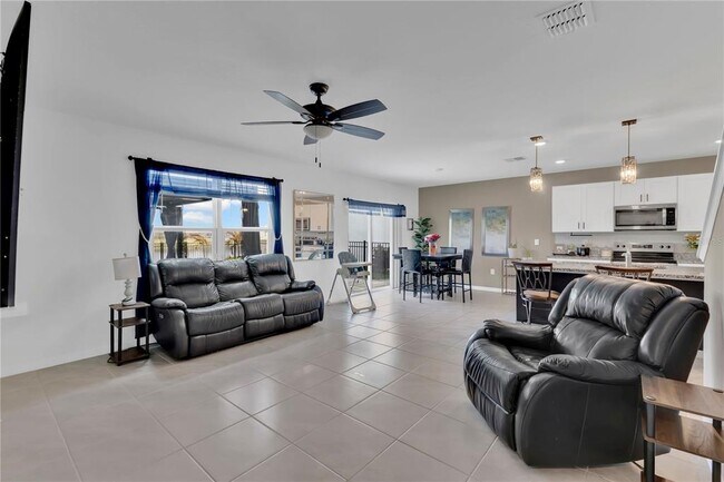 Building Photo - 473 Archway Pl