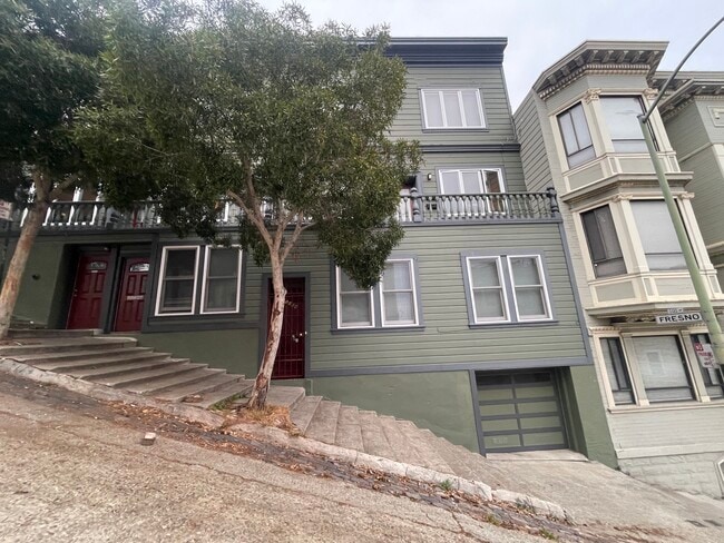 Building Photo - 1154 Kearny St