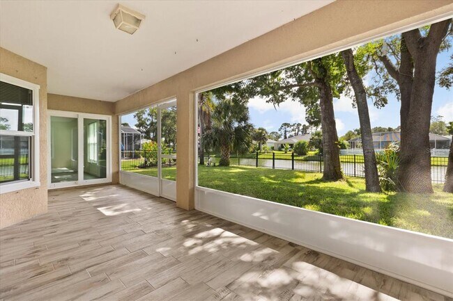 Building Photo - 410 Central Mariners Dr