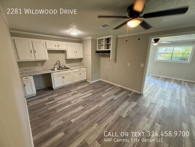 Building Photo - 2281 Wildwood Dr