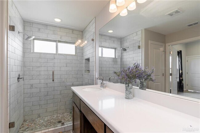 Building Photo - 5616 Escondido Pass