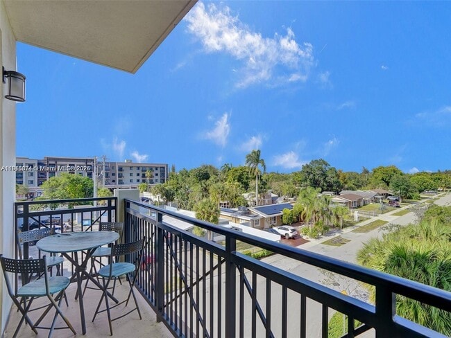 Building Photo - 4100 SW 64th Ave