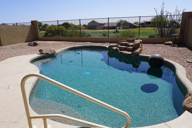 Building Photo - 29285 N Yellow Bee Dr