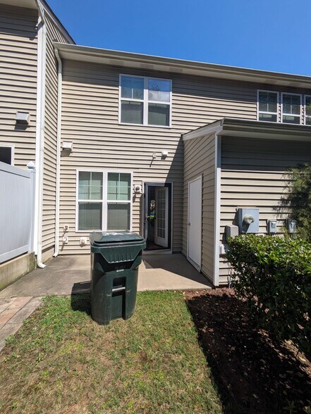 Building Photo - 6724 Morgantown St