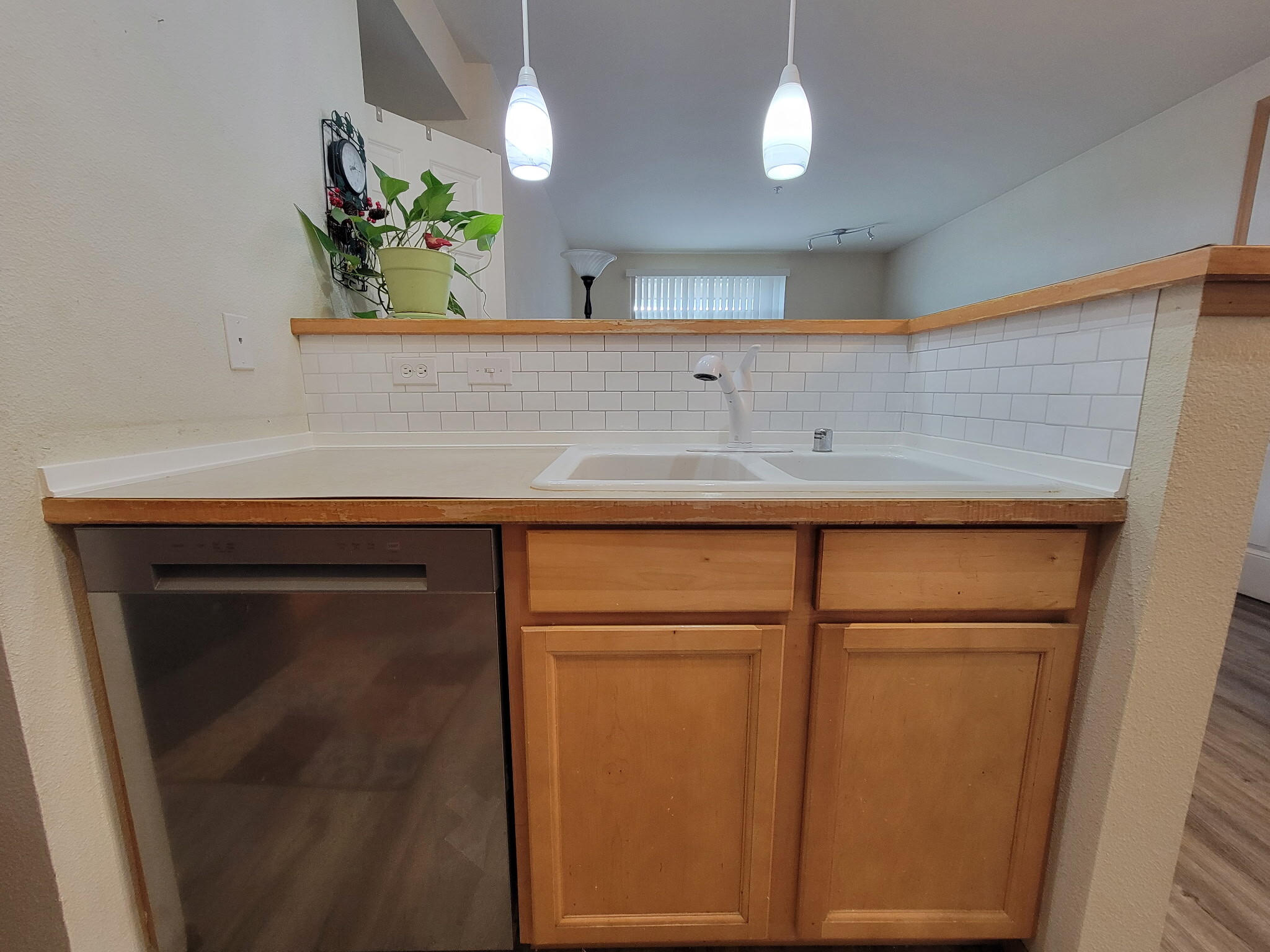 New dishwasher - 10011 186th St E