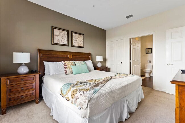 Building Photo - 2901 Edenshire Wy