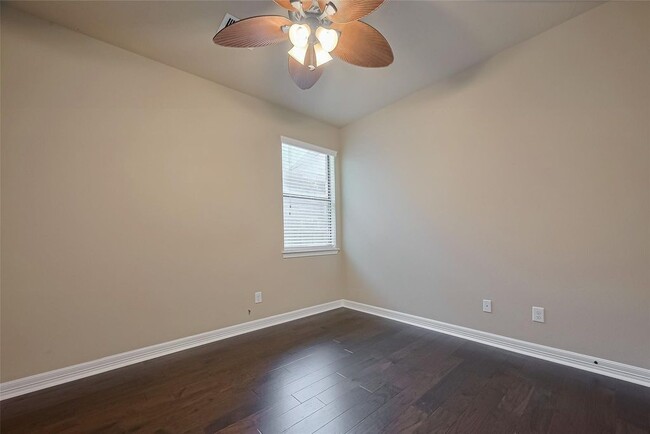 Building Photo - 25134 Alina Ln
